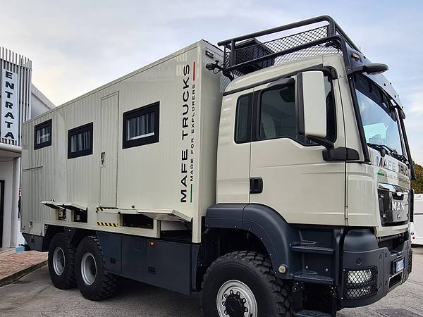 MAFE TRUCKS
