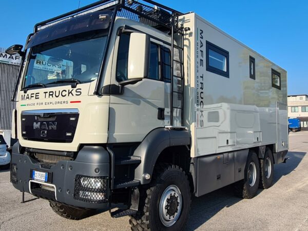 MAFE TRUCKS