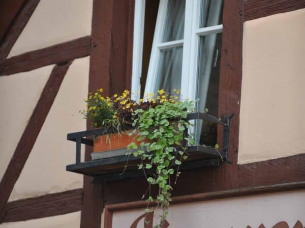 L'insegna di una pizzeria italiana nel centro medievale di Rothenburg ob der Tauber