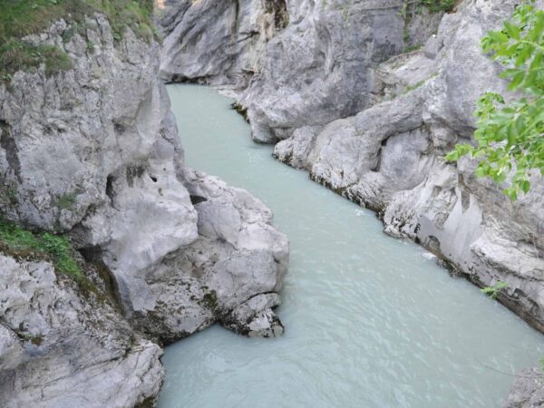 La cascata del Lech con la passerella, alle porte di Füssen